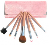 Kit com 7 Pincéis de Maquiagem